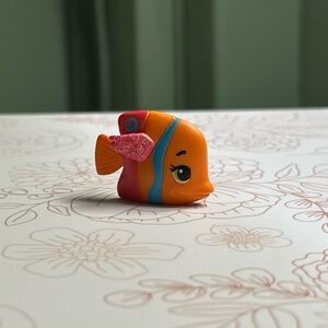 NEW Hatchimals Colleggtibles Series 2 Orange Fish